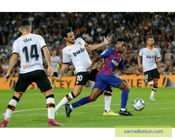 拉什福德进攻端潜力持续提升，本赛季表现稳健值得关注